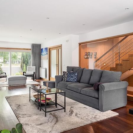 Joivy Sleek House Balcony & 2 Terraces In Porto Apartment Maia  Luaran gambar