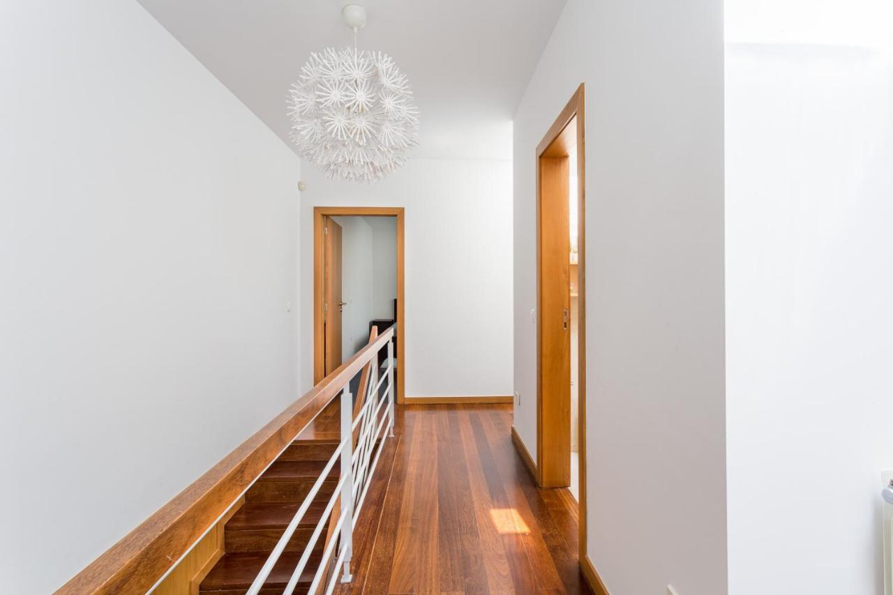 Joivy Sleek House Balcony & 2 Terraces In Porto Apartment Maia  Luaran gambar