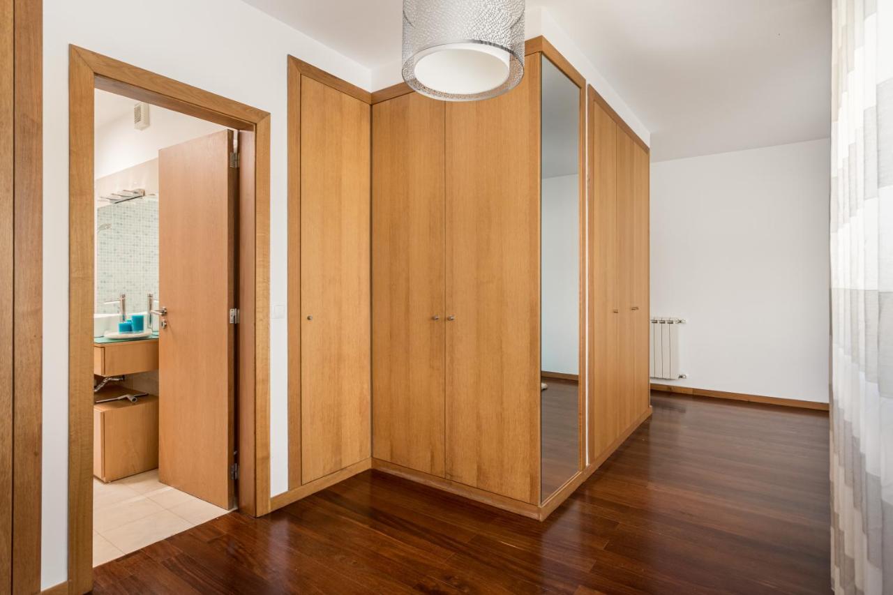 Joivy Sleek House Balcony & 2 Terraces In Porto Apartment Maia  Luaran gambar