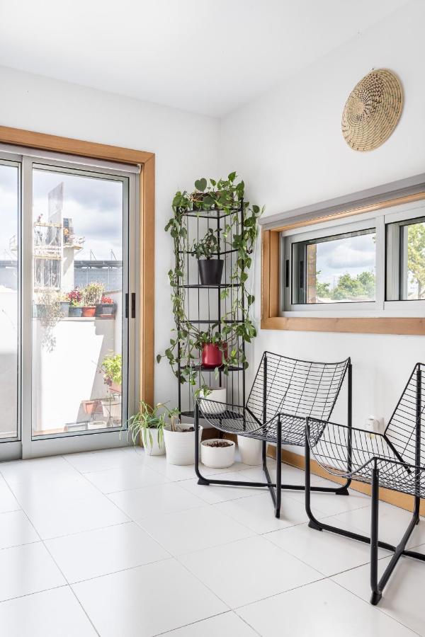 Joivy Sleek House Balcony & 2 Terraces In Porto Apartment Maia  Luaran gambar