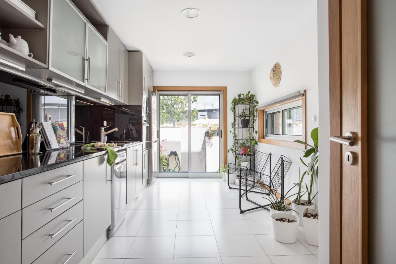 Joivy Sleek House Balcony & 2 Terraces In Porto Apartment Maia  Luaran gambar